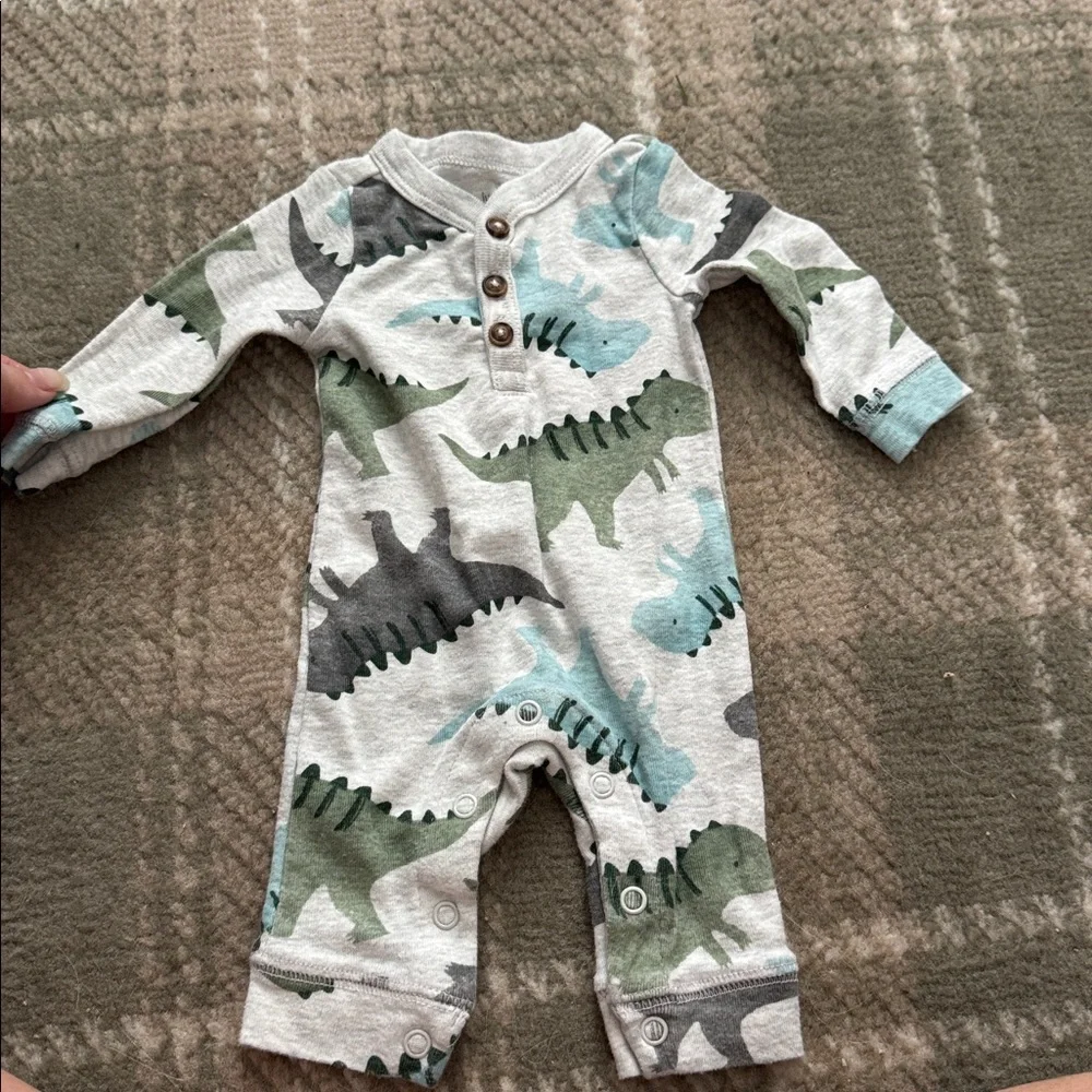 Carter’s newborn baby boy gown and outfit clothing lot
